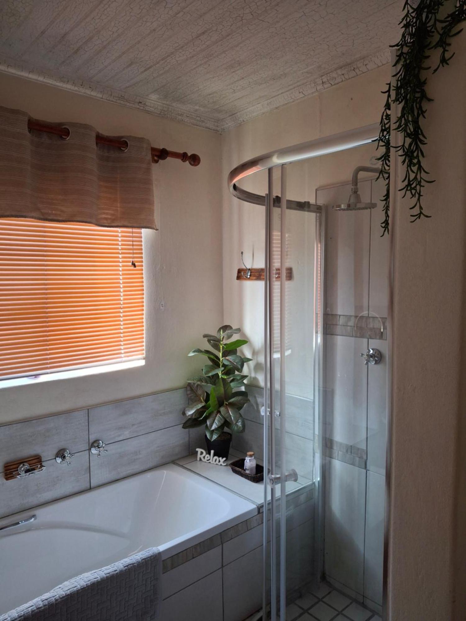 Karoo-Rus Apartment มอนตากู ภายนอก รูปภาพ