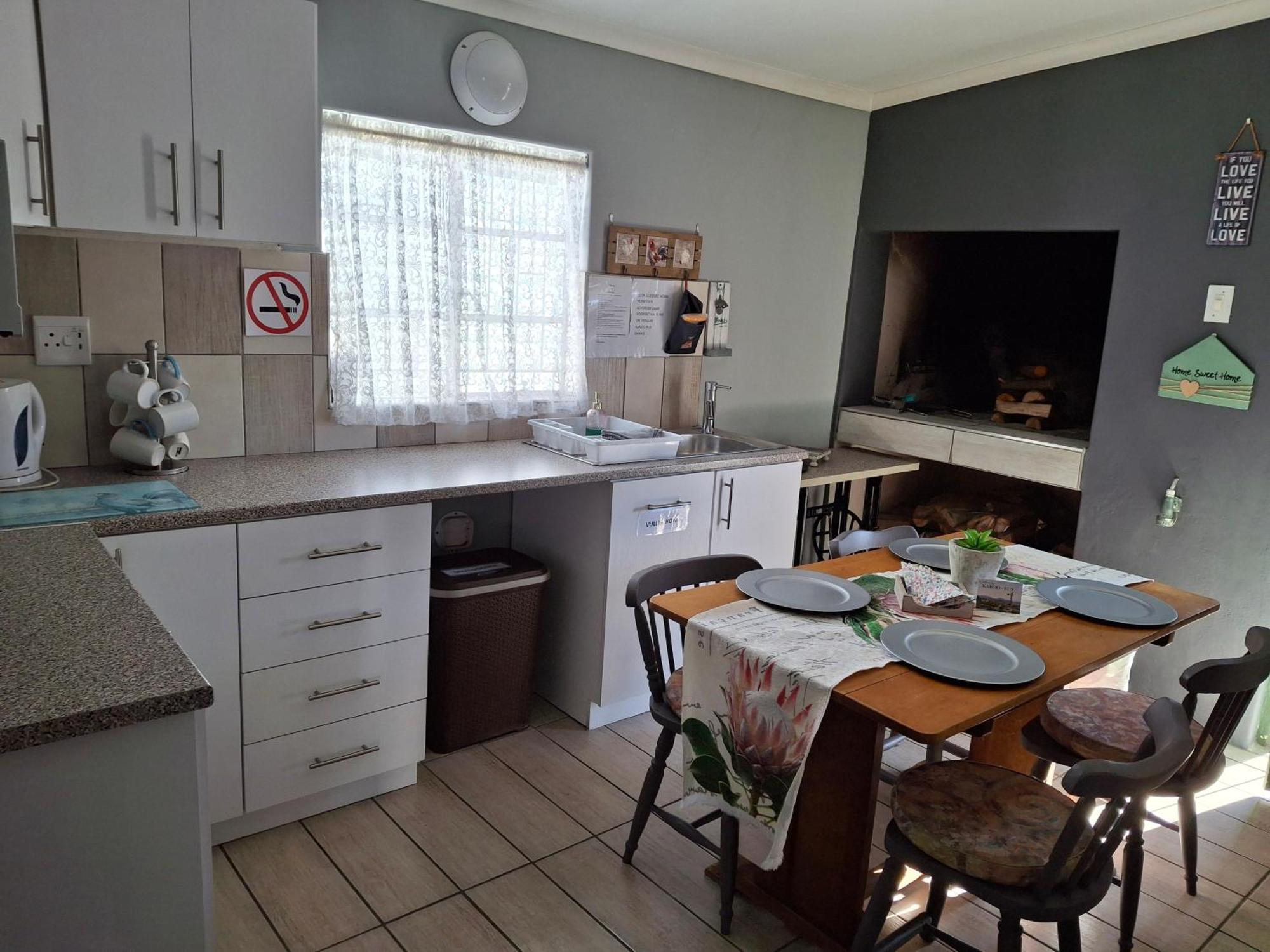 Karoo-Rus Apartment มอนตากู ภายนอก รูปภาพ