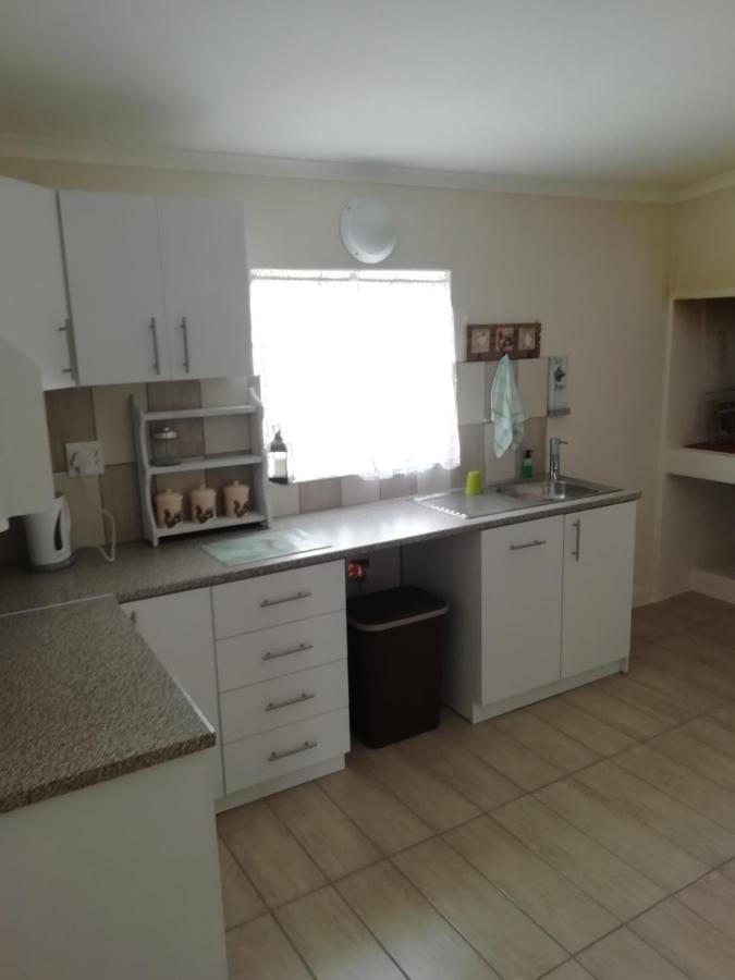 Karoo-Rus Apartment มอนตากู ภายนอก รูปภาพ